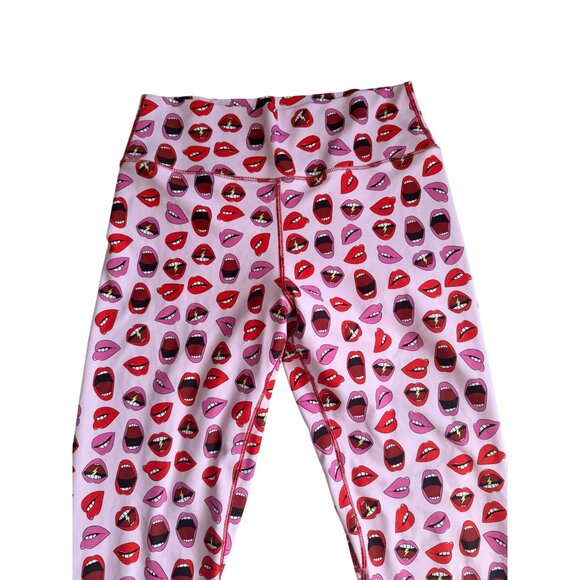 BRITTANY ALLEN Athleisure Project Runway Lipstick Print Workout Tights Leggings - Picture 5 of 8